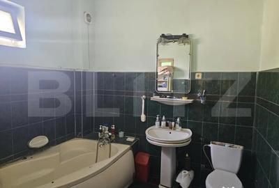Casă cu 4 camere cu Teren 372 Mp în Central - 2