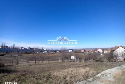 Teren de 565 mp, în Sânmartin - 1
