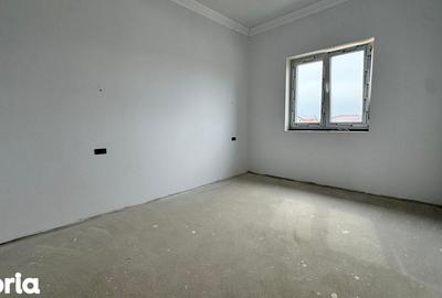 Casă cu 5 camere cu Teren 500 Mp în Șag - 3