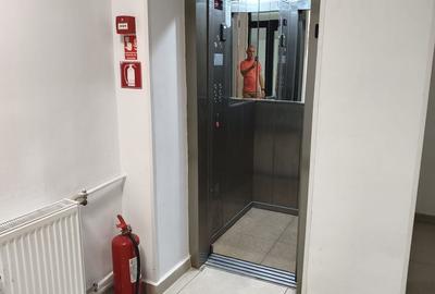 Spațiu comercial, de 135 mp, în Central
