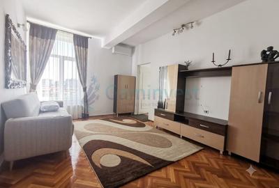 Apartament cu 2 camere semidecomandat, mobilat în Central