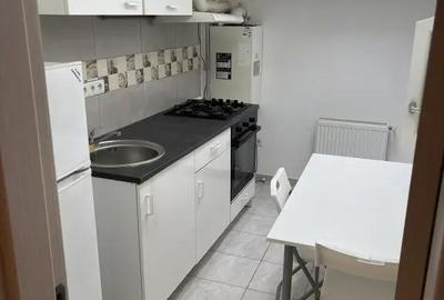 Apartament cu 2 camere decomandat în Titan - 5