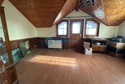 Casă individuală cu 6 camere cu Garaj în Central - 2