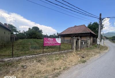 Casă cu 2 camere cu Teren 1424 Mp în Zagon - 2