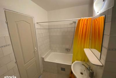 Apartament cu 2 camere decomandat în Est