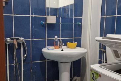 Apartament cu 3 camere nedecomandat în Șagului