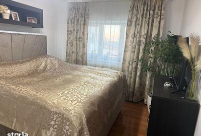 Apartament cu 3 camere decomandat în Micro 5 - 2