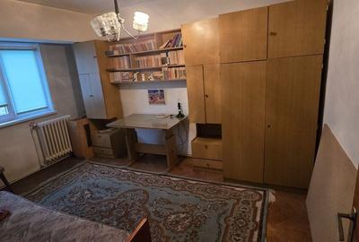 Apartament cu 4 camere în Independenței - 8