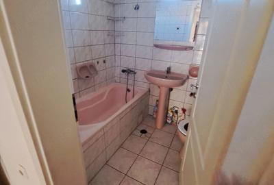 Casă cu Teren 1080 Mp în Central