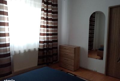 Apartament cu 2 camere decomandat în Nicolina