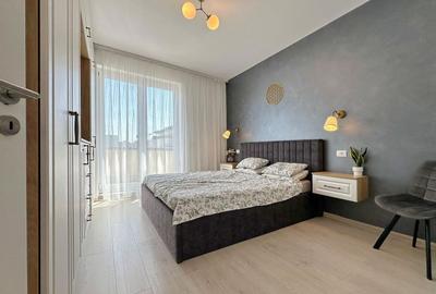 Apartament cu 3 camere, mobilat în Tractorul - 7