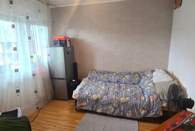 Apartament cu 3 camere decomandat în Alexandru cel Bun - 2