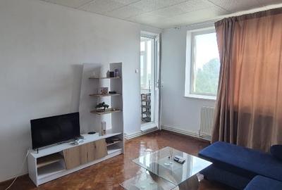 Apartament cu 2 camere decomandat, mobilat în Trocadero
