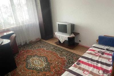Apartament cu 3 camere decomandat, mobilat în Exercițiu