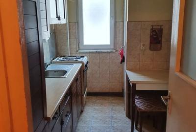 Apartament cu 2 camere semidecomandat în Vasile Aaron