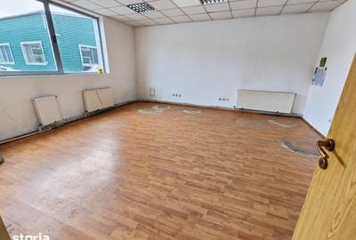 Spațiu comercial, de 550 mp, în Est