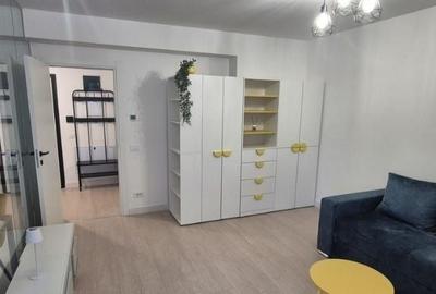 Garsonieră decomandată, mobilată în Jiului