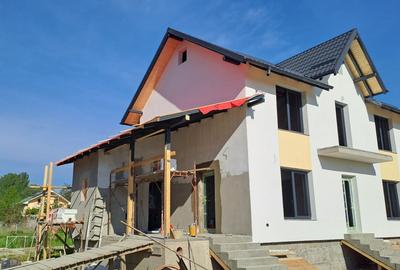 Casă cu 4 camere în Central - 3