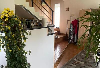 Casă cu 3 camere în Gârleni - 1