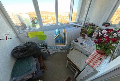Apartament cu 3 camere decomandat în Dâmbu Pietros - 13