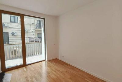 Apartament cu 4 camere în Plevnei - 10