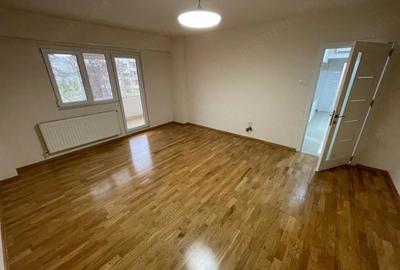 Apartament cu 2 camere decomandat în Aradului