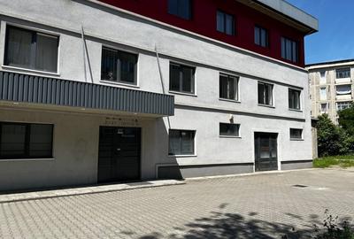 Birou, de 130 mp, în Central - 2