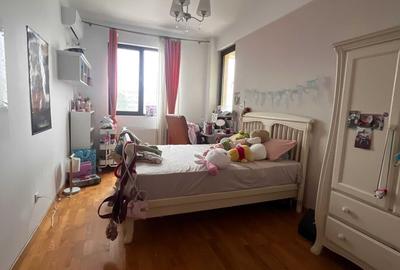 Apartament cu 3 camere decomandat în 1 Mai - 2