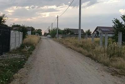 Casă cu 4 camere în Ghercești