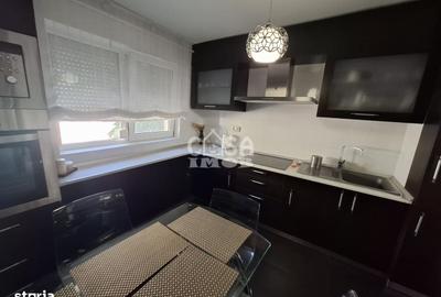 Apartament cu 3 camere în Micro 11
