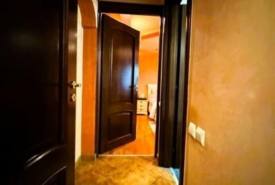 Apartament cu 3 camere decomandat în Târgu Cucu - 5