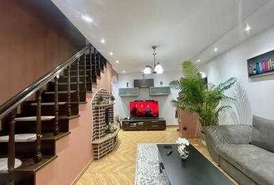 Apartament cu 3 camere semidecomandat în Central - 3
