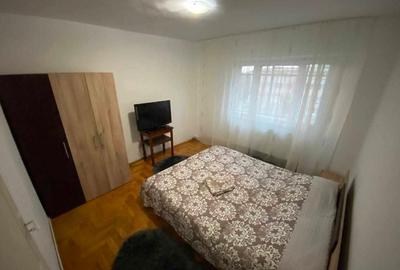 Apartament cu 2 camere decomandat, mobilat în Centrul Civic