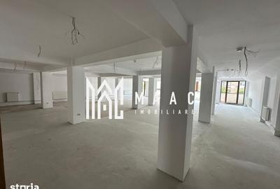 Spațiu comercial, de 300 mp, în Central - 3