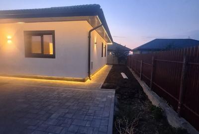 Casă cu 5 camere cu Teren 600 Mp în Exterior Vest