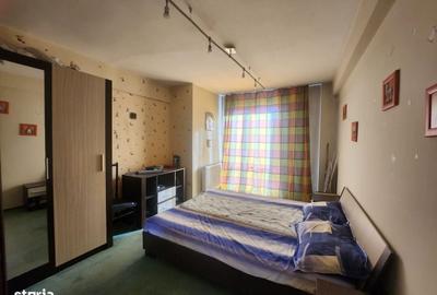 Apartament cu 4 camere în Central