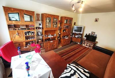 Apartament cu 3 camere decomandat, mobilat în Central - 1