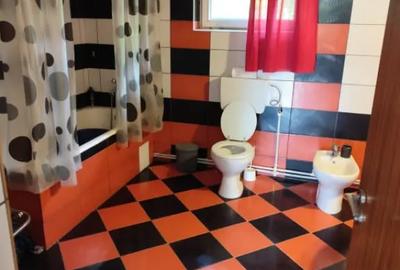 Casă cu 5 camere cu Teren 800 Mp în Central