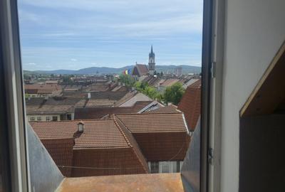 Garsonieră decomandată în Central