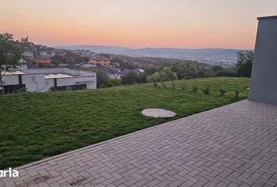 Casă cu 4 camere cu Teren 350 Mp în Apahida