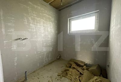 Duplex cu 4 camere cu Canalizare în Corușu - 10