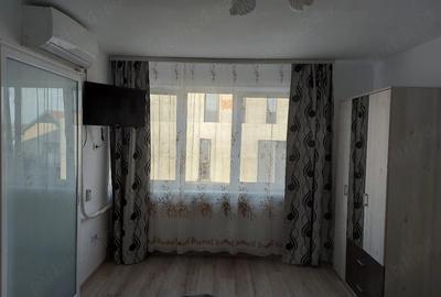 Garsonieră semidecomandată în Central