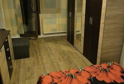 Garsonieră decomandată în Micălaca