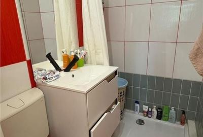 Apartament cu 2 camere decomandat în Alexandru cel Bun