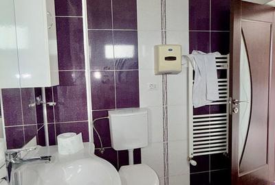 Casă cu 6 camere cu Teren 2040 Mp în Mihăești