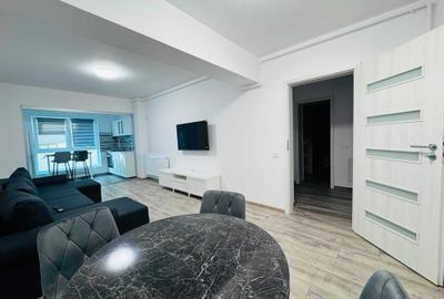Apartament cu 2 camere decomandat în Runcu