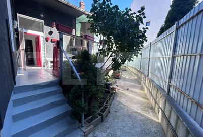 Casă cu 3 camere cu Canalizare în Semicentral