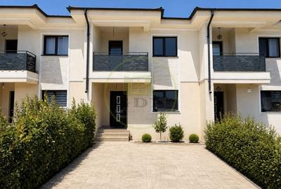 Casă cu 3 camere cu Teren 230 Mp în Leamna de Jos