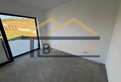 Casă individuală cu 4 camere cu Canalizare în Unirii - 11