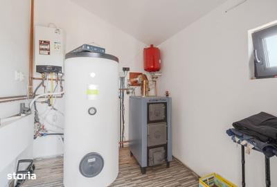 Casă cu 4 camere cu Teren 750 Mp în Paleu